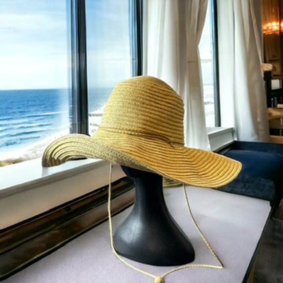 Disney Accessories - Disney Aulani Hawaii Women's Straw Floppy Sun Hat